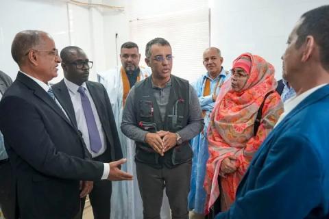 صورة وزير الصحة صحبة السلطات الجهوية بالولاية